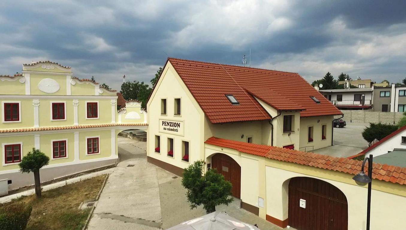 Penzion Sezemice Экстерьер фото